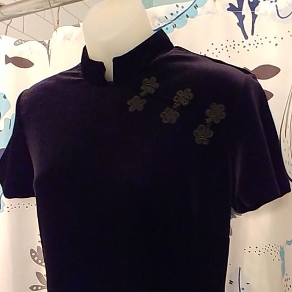 VTG 90s R.J. & Co. Black Velvet Cheongsam Dress - Picture 2 of 7